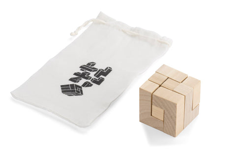 Koka puzle kokvilnas maisiņā CUBE