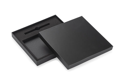 Melna dāvanu kaste KAJERO ar matētu efektu