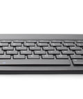 Personalizēta tastatūra KEYGO savienota ar planšetdatoru, personalizēta ar logo