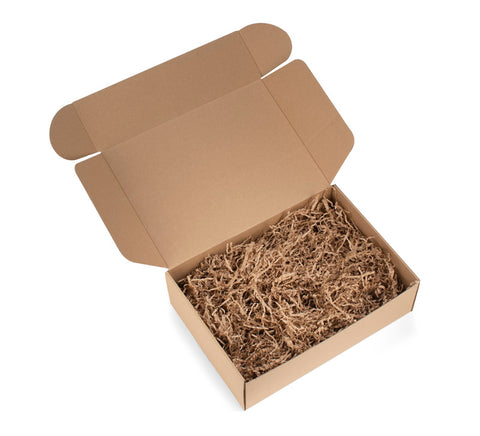 VERI dāvanu kaste ar papīra pildvielu un personalizāciju