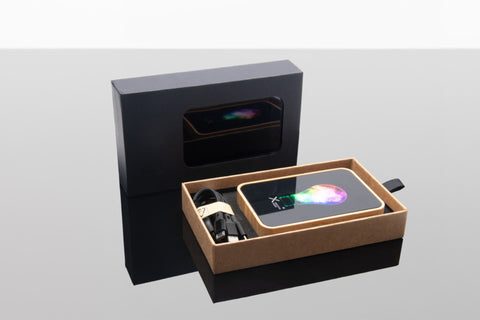 Eko power banka ar MagSafe funkciju un logo apgaismojumu