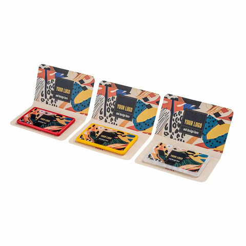 Cukura nesaturošas piparmētru konfektes kartes formas iepakojumā ar apdruku