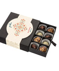 Šokolādes deserts PRALINES eleganta konfekšu kaste ar personalizētu banderoli