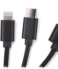 Stilīgs USB kabelis ar metāla galiem un uzņēmuma logotipu, uzgaļi tuvplānā