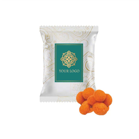 Uzkodu paka SNACK ar krekeriem personalizētā iepakojumā