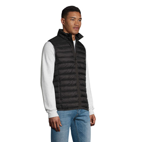 vīriešu dūnu veste WILSON BW MEN sānskats ar apdruku, izšuvumu un logo personalizāciju
