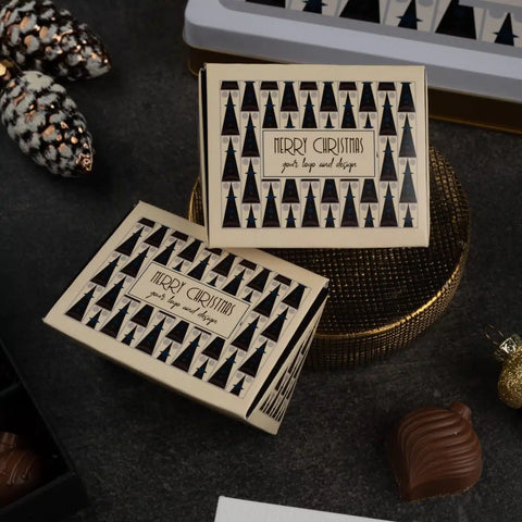 Ziemassvētku šokolādes piramīda personalizētā kastītē ar logo